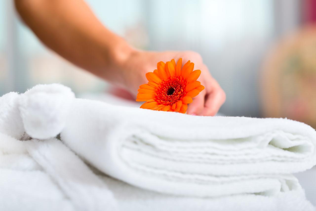 Moscha Hotel スラバヤ エクステリア 写真